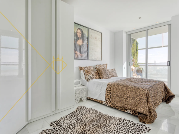 inmobiliaria lujo illa diagonal Barcelona