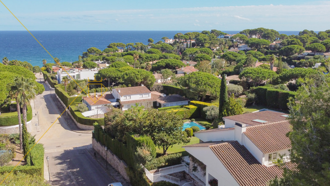 VENTA CHALETS EN COSTA BRAVA